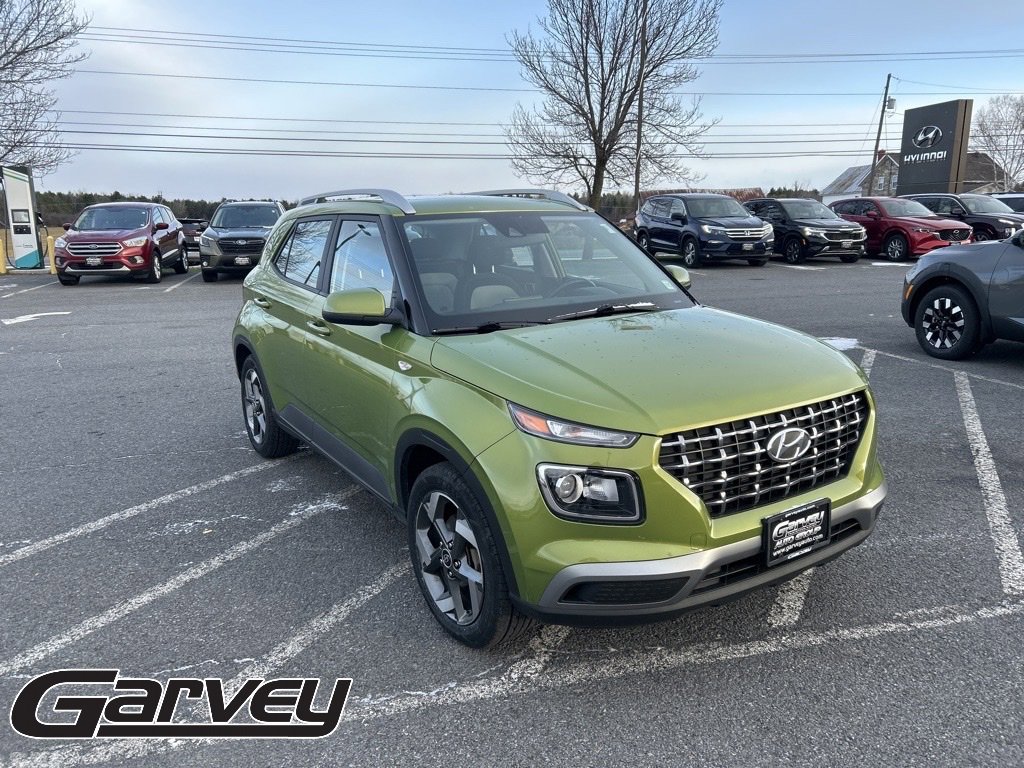 2022 Hyundai Venue SEL