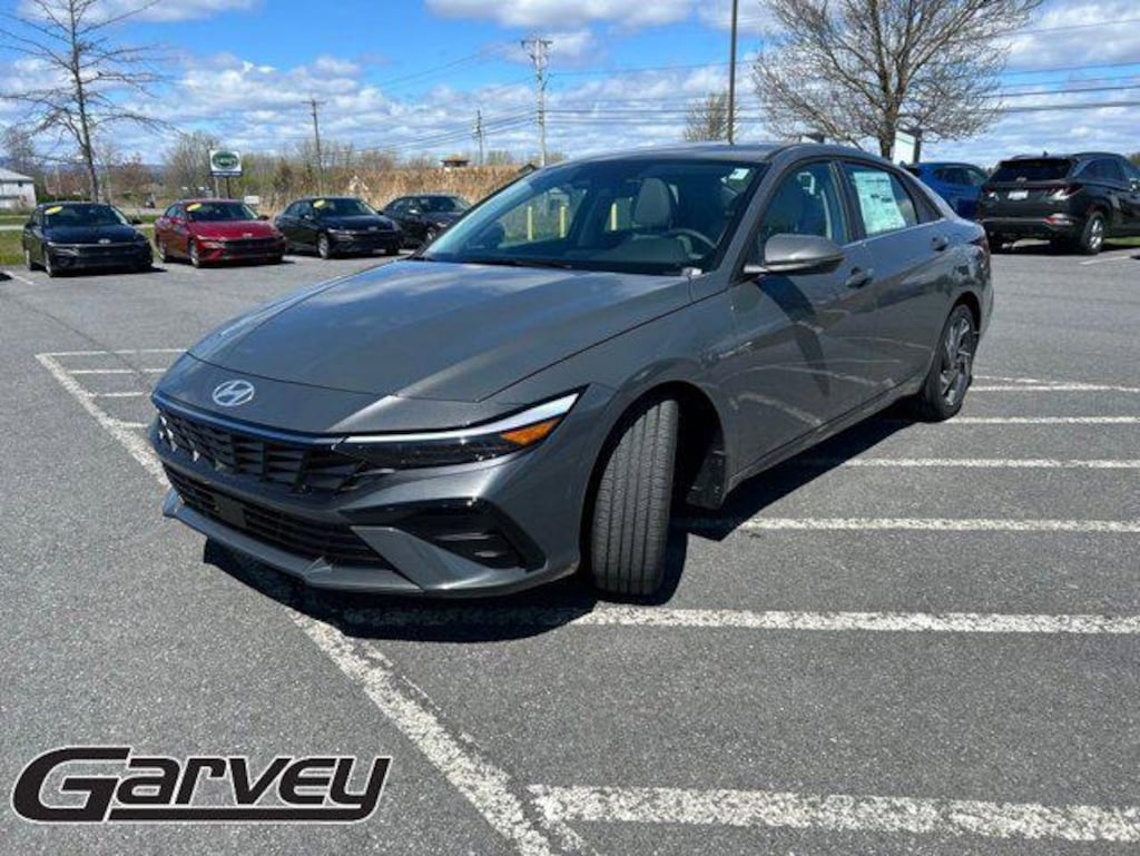 New 2026 Hyundai Elantra Limited Sedan