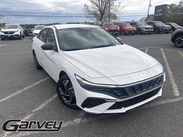 2025 Hyundai Elantra Blue's photo