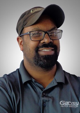 Staff member Mark from 28d46dc209ab