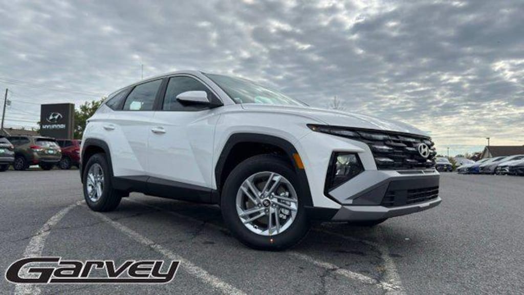 New 2026 Hyundai Tucson SE AWD SUV