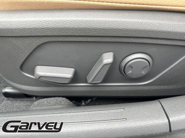 2025 Hyundai Sonata Hybrid Limited - Photo 27