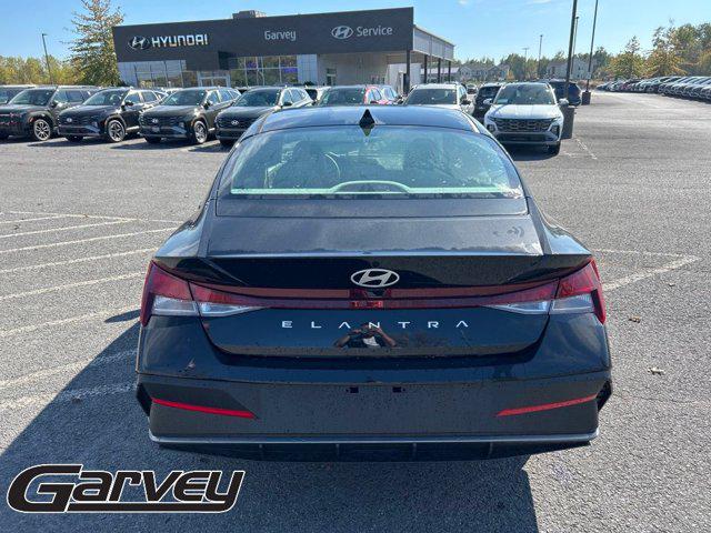 2025 Hyundai Elantra SE - Photo 6