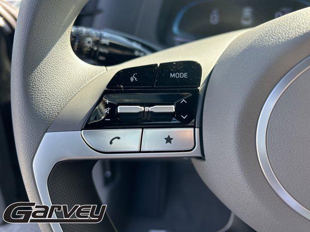 2025 Hyundai Elantra SE - Photo 14