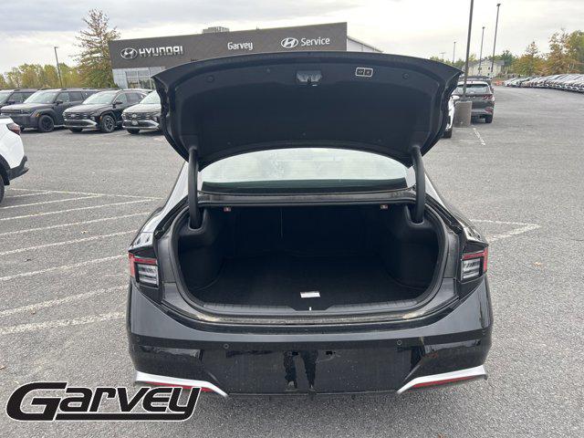 2025 Hyundai Sonata Hybrid Limited - Photo 10