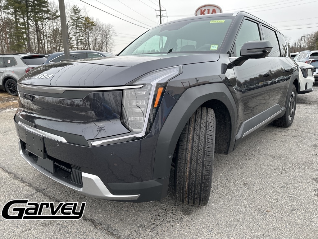 New 2026 Kia EV9 Wind SUV