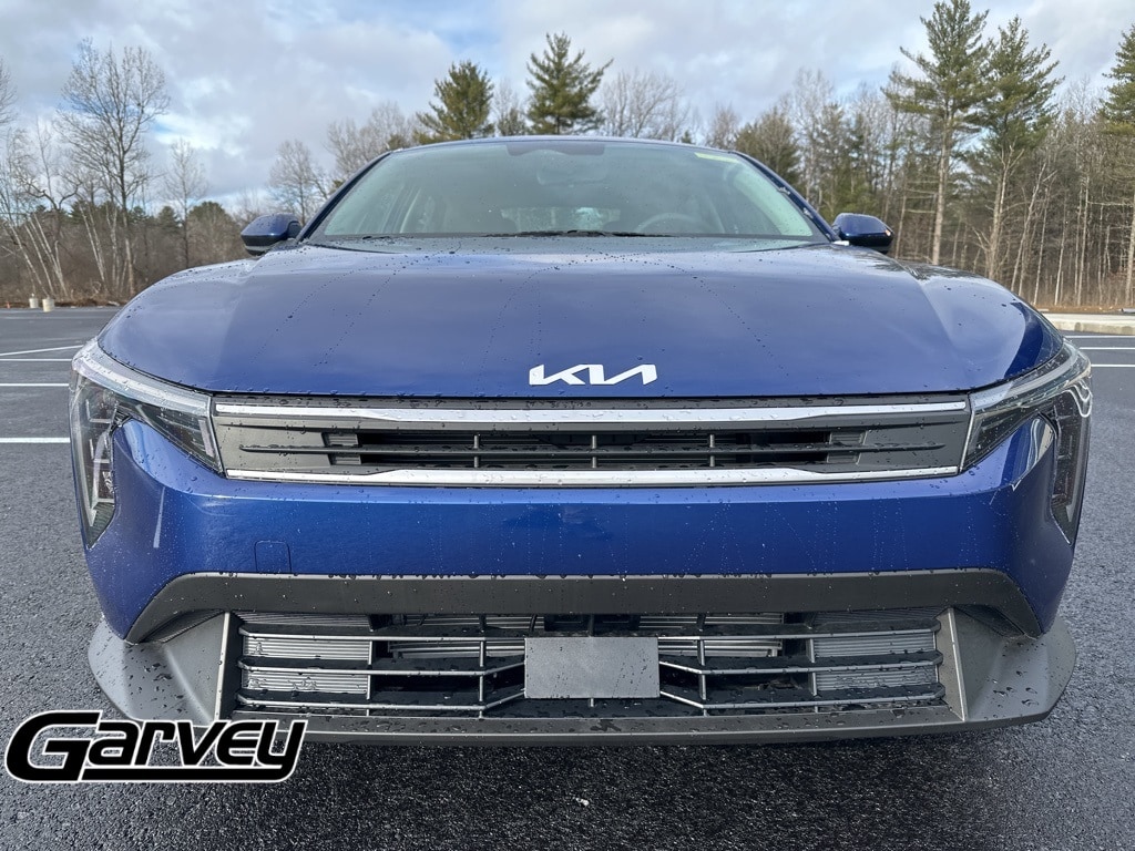 New 2025 Kia K4 LXS Sedan