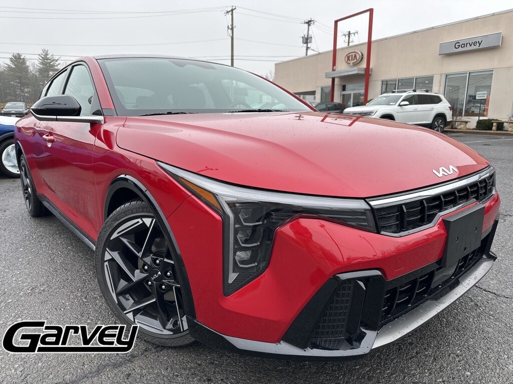 New 2025 Kia K4 GT-Line Sedan