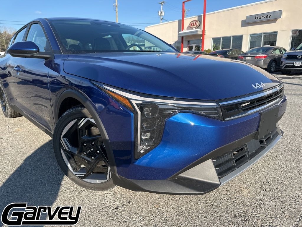 New 2025 Kia K4 EX Sedan