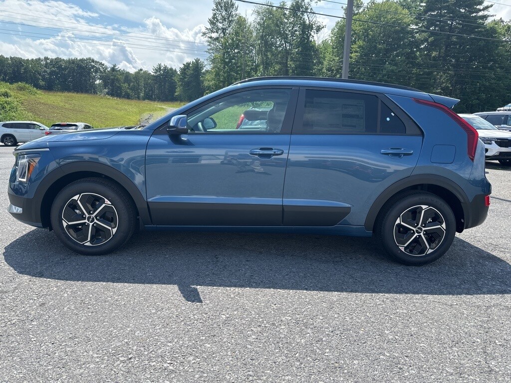 2025 Kia Niro EX photo 4
