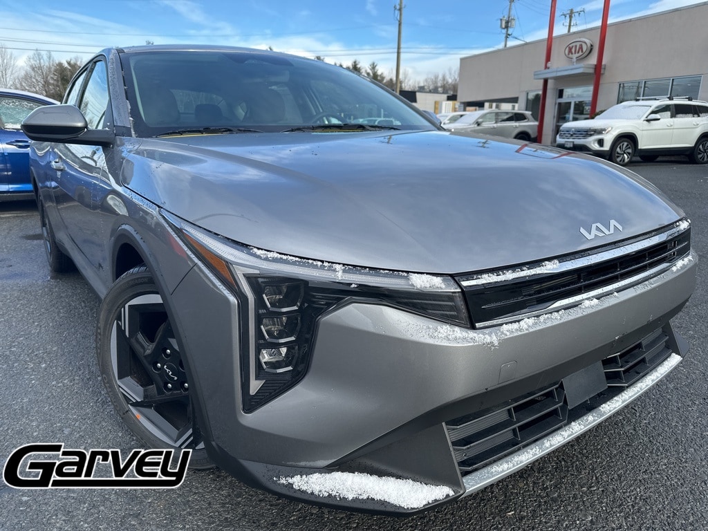 2025 Kia K4 EX's photo