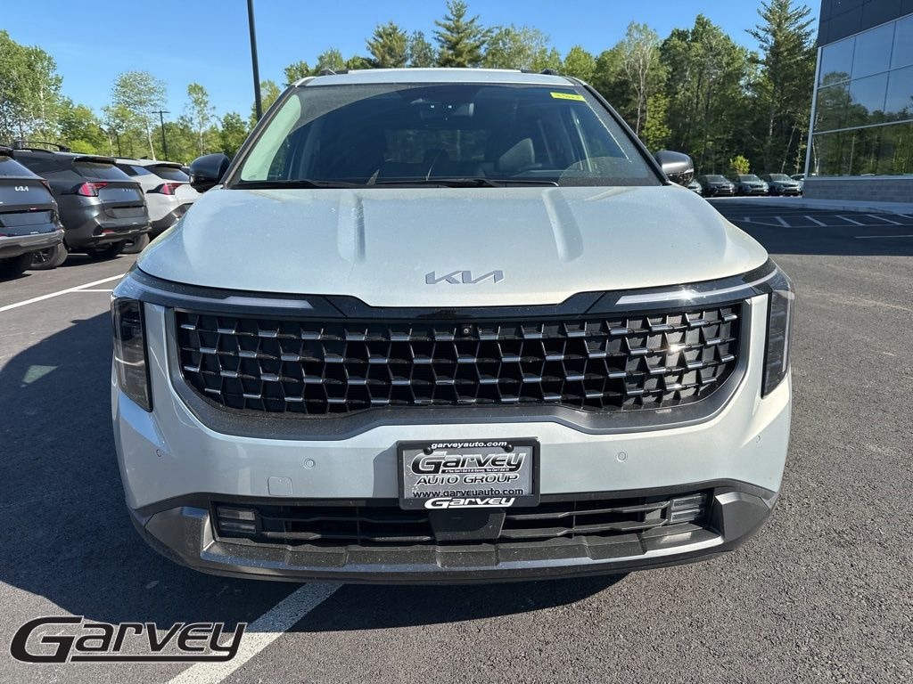 New 2025 Kia Carnival SX Prestige Van Passenger Van