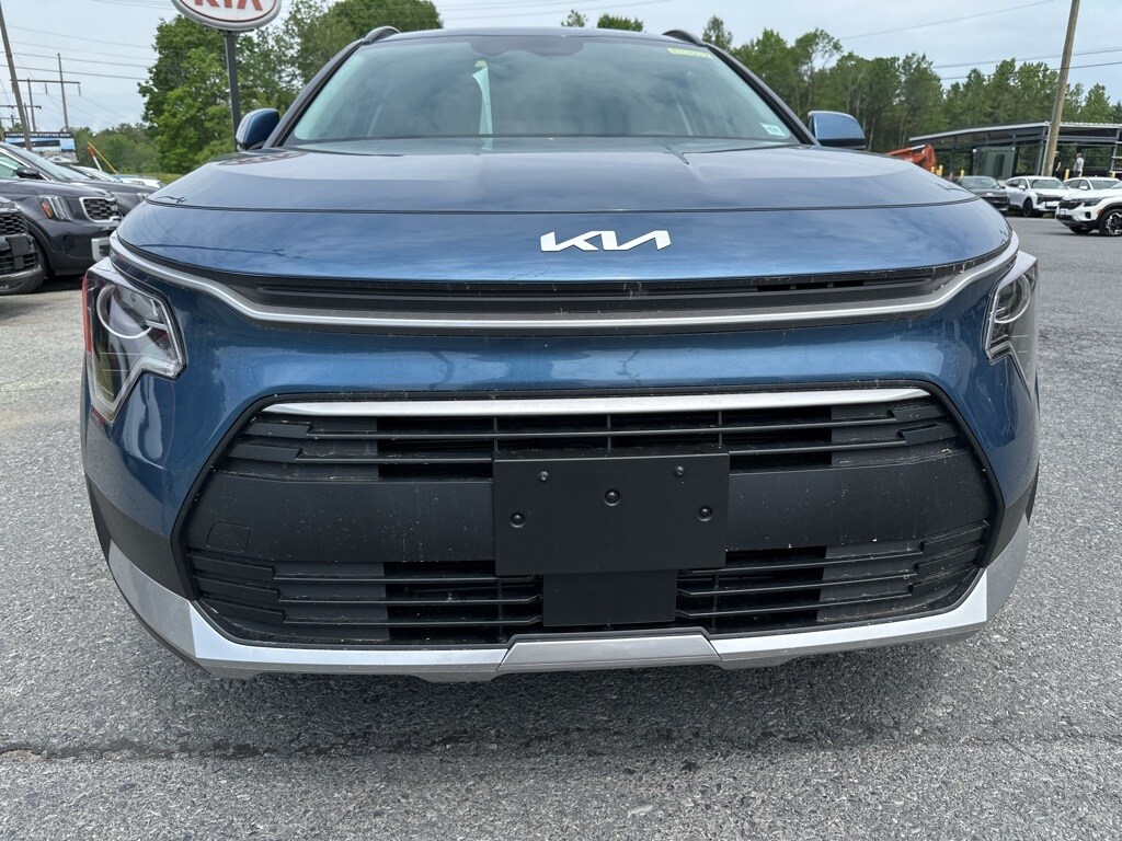 2025 Kia Niro EX photo 2