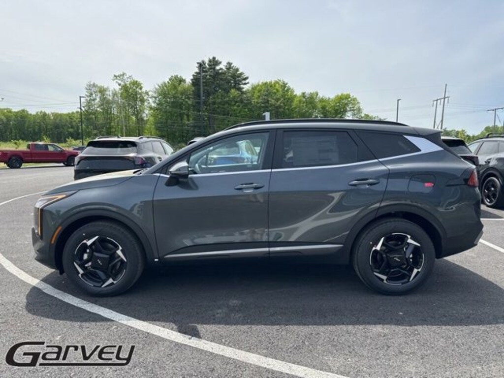 New 2026 Kia Sportage Hybrid EX SUV