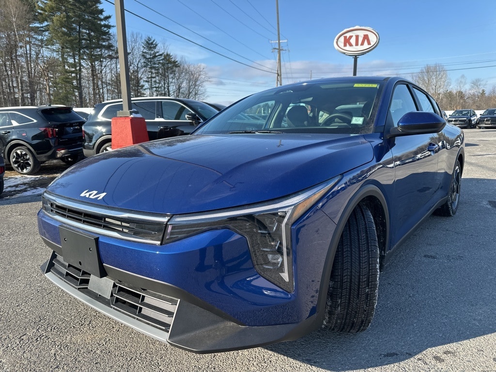 New 2025 Kia K4 EX Sedan