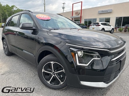 2025 Kia Niro EX SUV