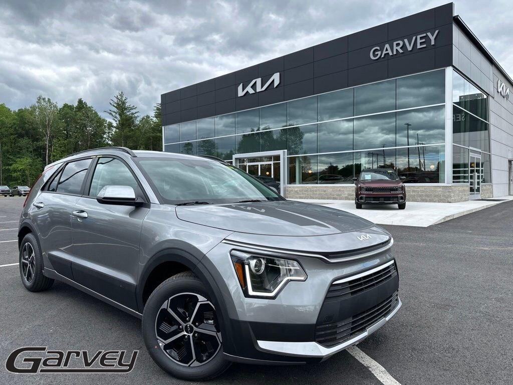 New 2026 Kia Niro LX SUV