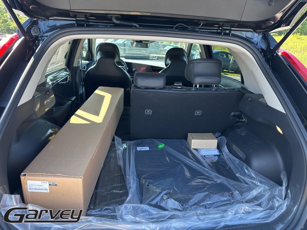 2025 Kia Niro EX - Photo 6