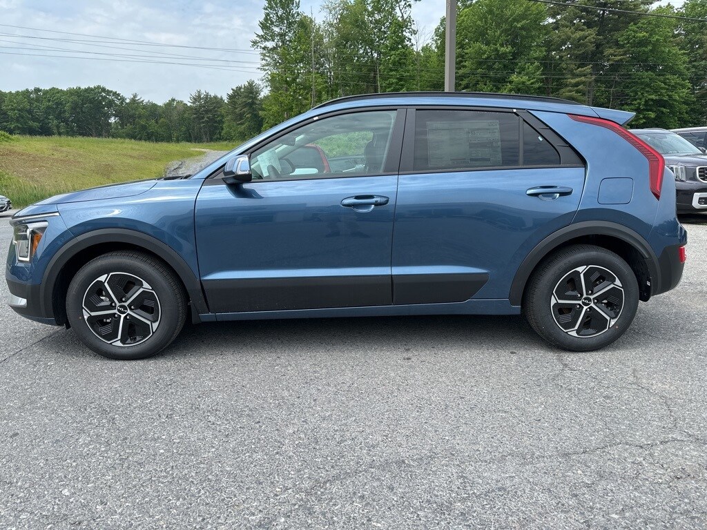 2025 Kia Niro EX photo 4