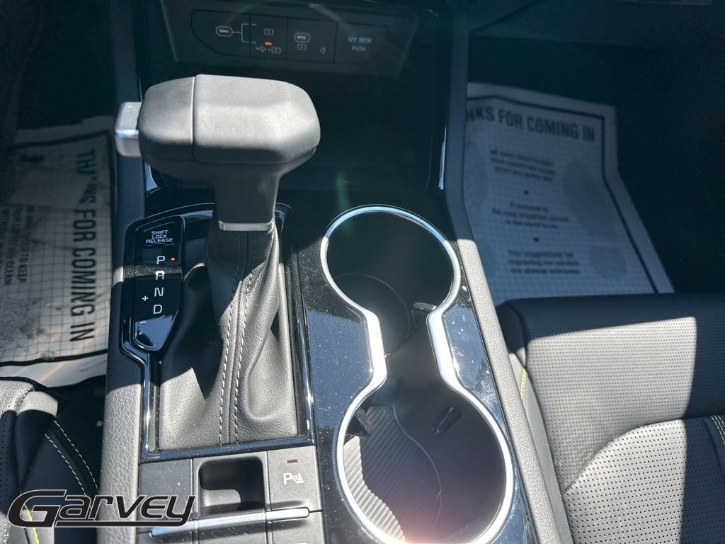 2026 Kia K5 GT - Photo 17