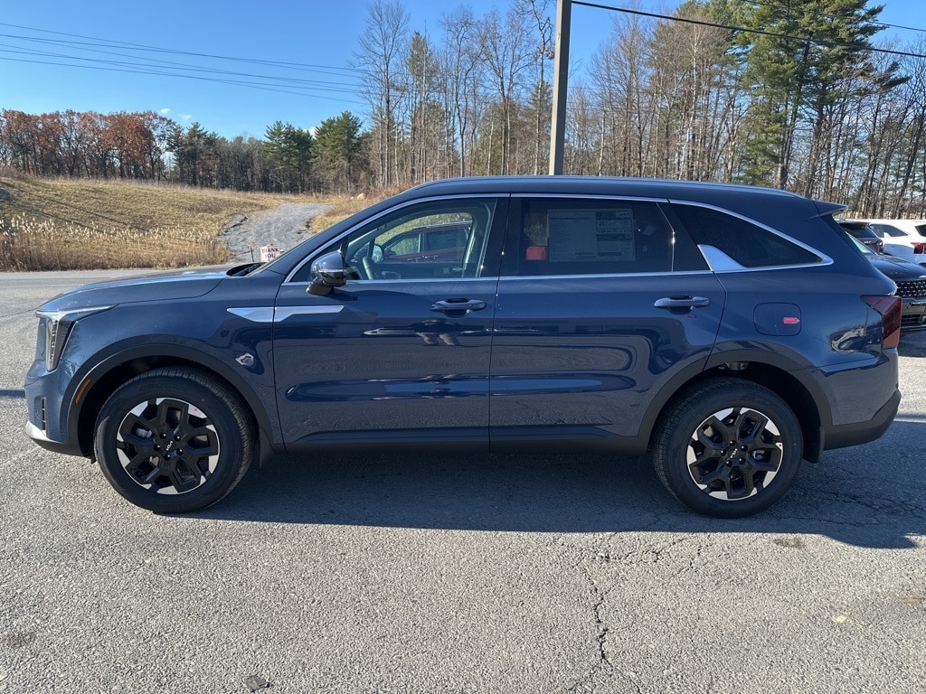 New 2026 Kia Sorento S SUV