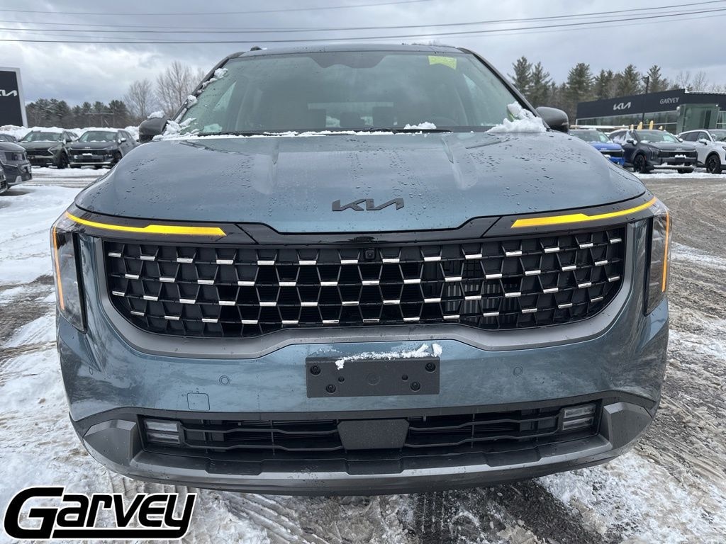 New 2026 Kia Carnival Hybrid SX Van Passenger Van