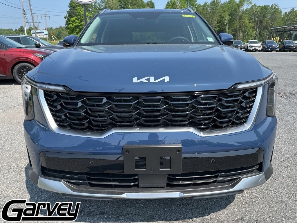 New 2025 Kia Sorento S SUV