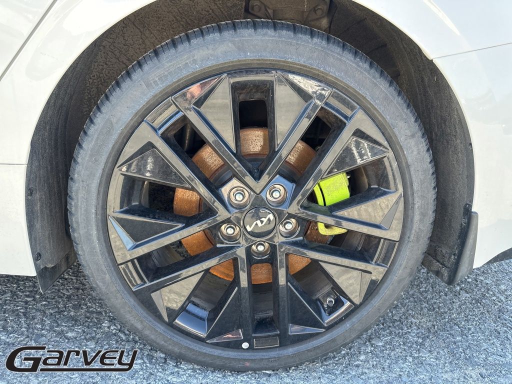 2026 Kia K5 GT - Photo 9