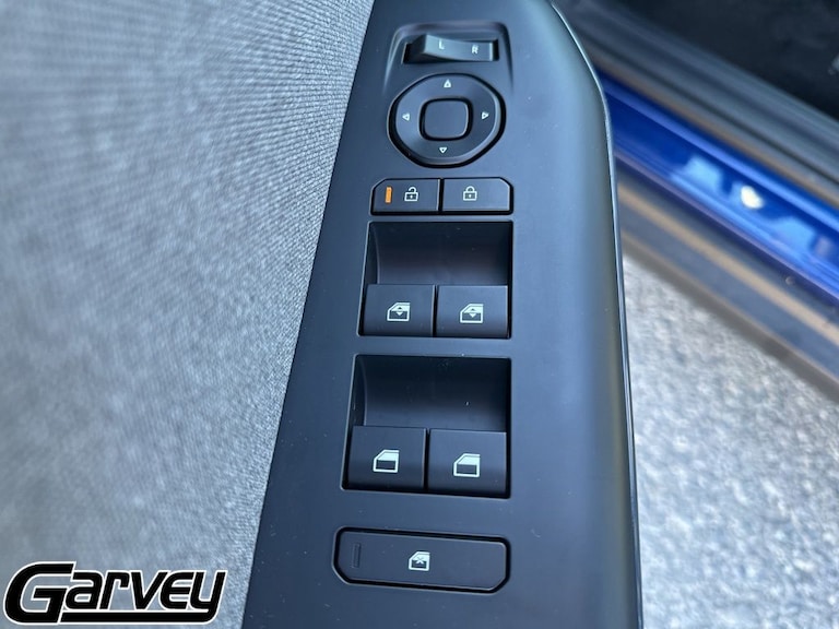 Kia K4 Sedan control panel driver door