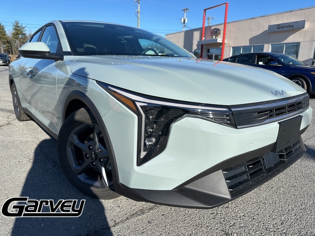2025 Kia K4 LXS's photo