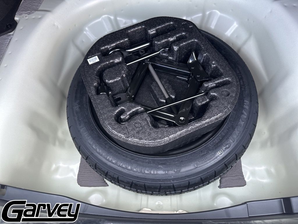 2025 Kia K5 LXS - Photo 6
