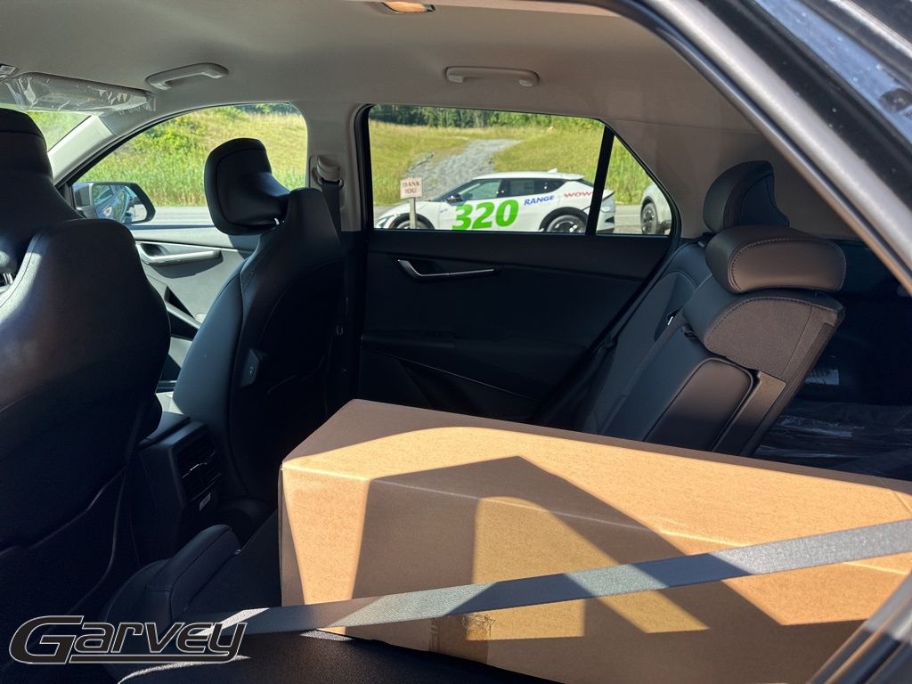 2025 Kia Niro EX - Photo 10