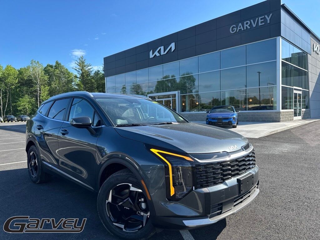 New 2026 Kia Sportage Hybrid EX SUV