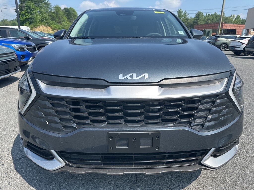2025 Kia Sportage Hybrid LX photo 2