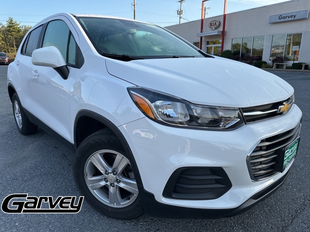Used 2022 Chevrolet Trax LS SUV