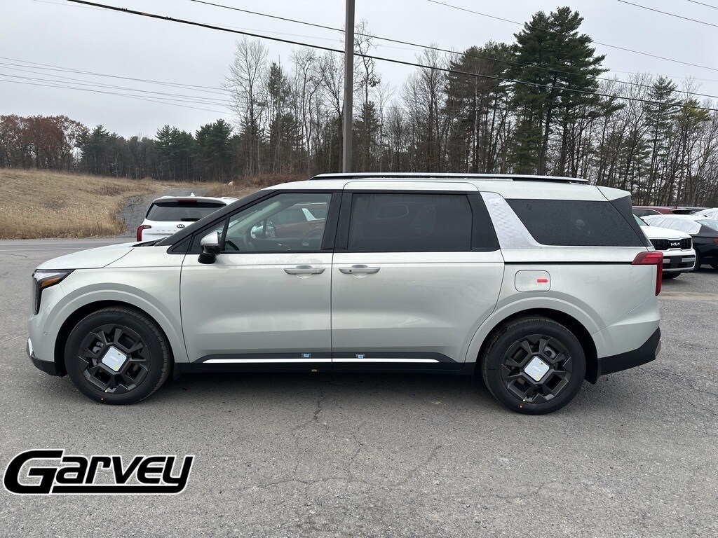 New 2026 Kia Carnival Hybrid SX Van Passenger Van