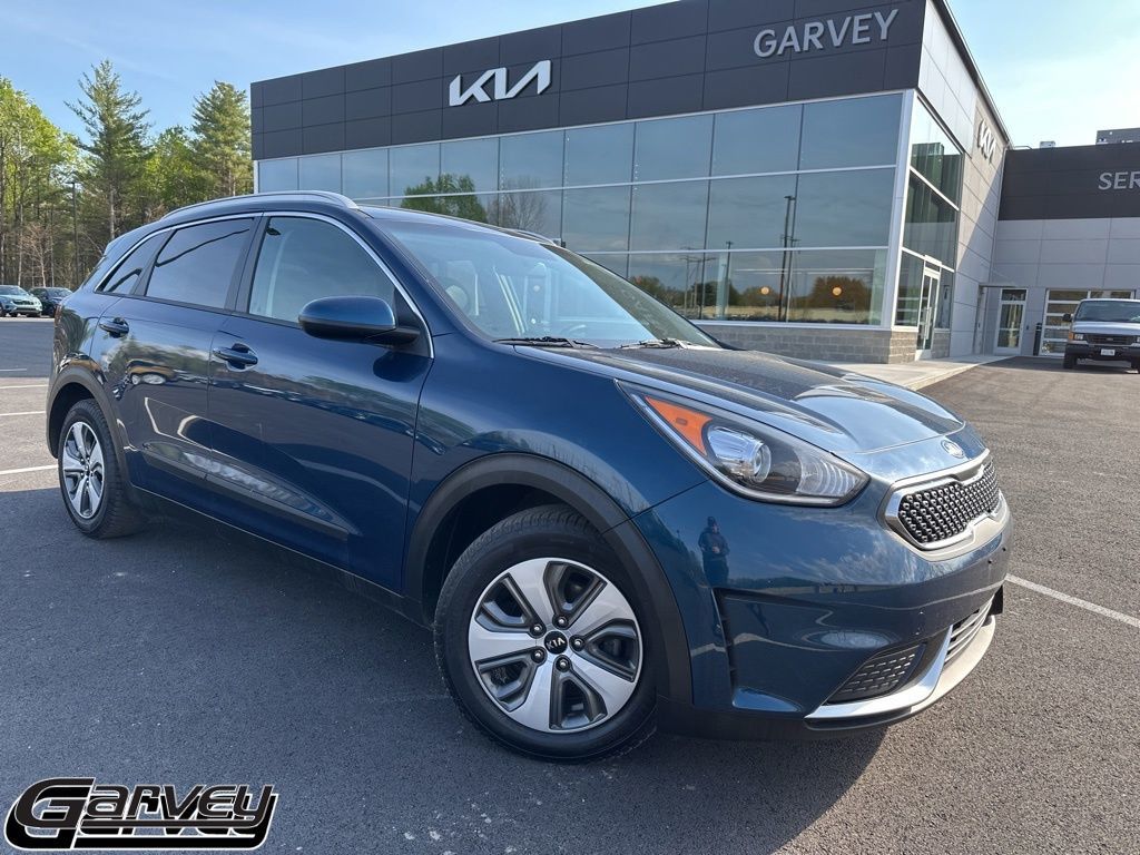 2019 Kia Niro LX's photo