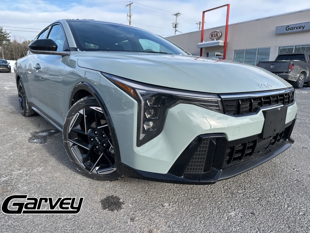 2025 Kia K4 GT-Line's photo
