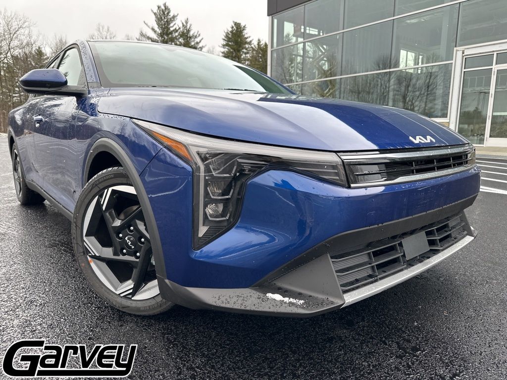 2025 Kia K4 EX AT's photo