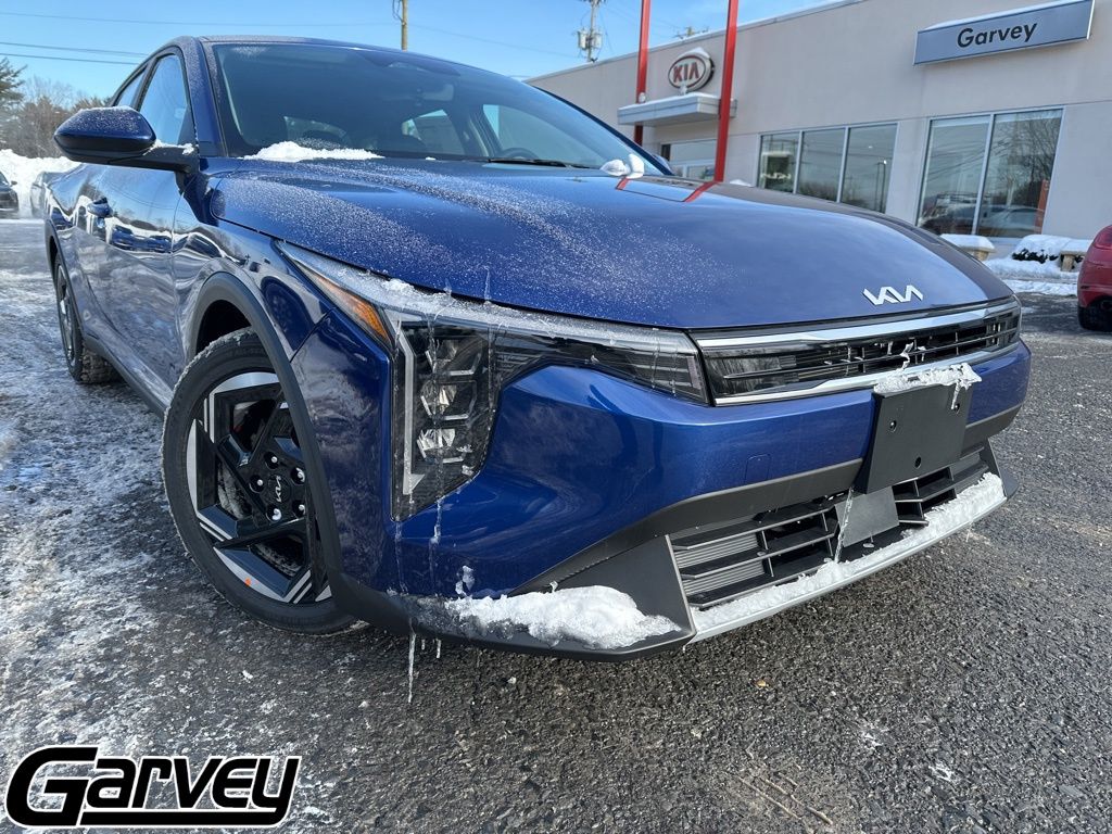 2025 Kia K4 EX AT's photo
