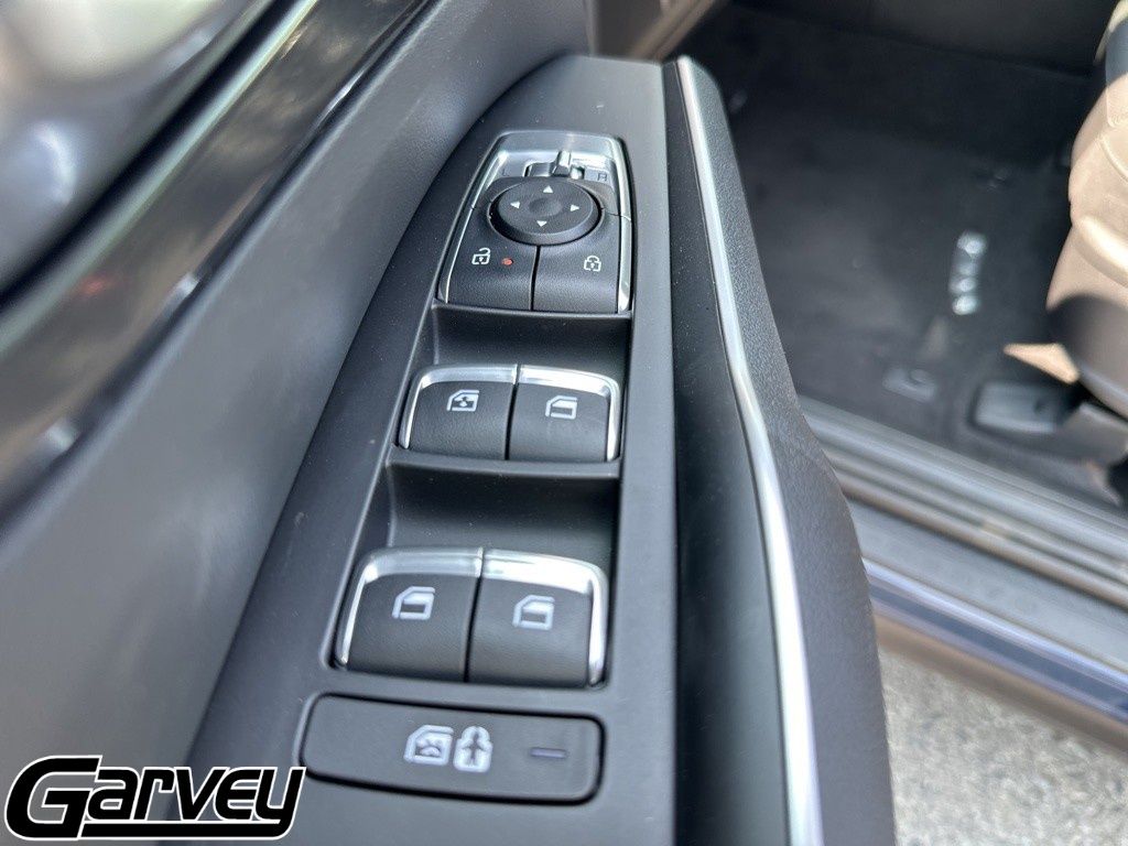 2025 Kia Sorento S - Photo 16