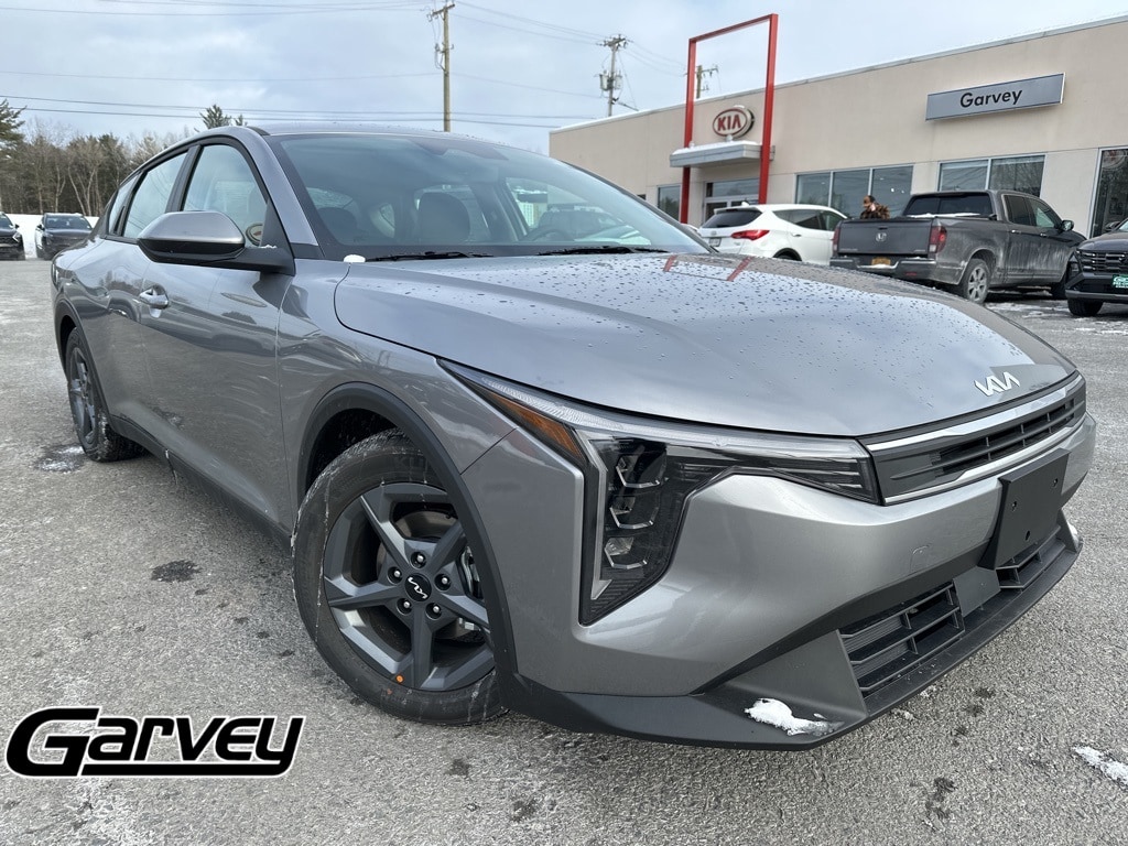 2025 Kia K4 LXS's photo