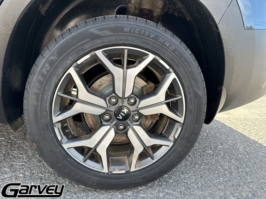 2021 Kia Seltos EX - Photo 9