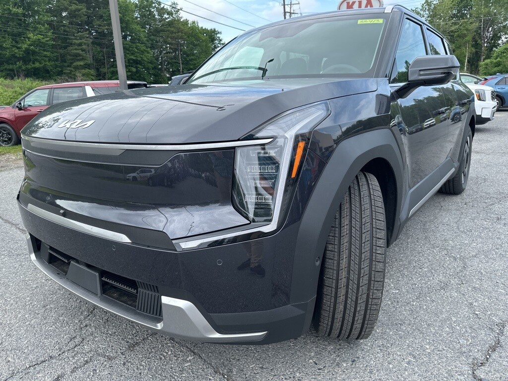 2026 Kia EV9 Wind photo 3