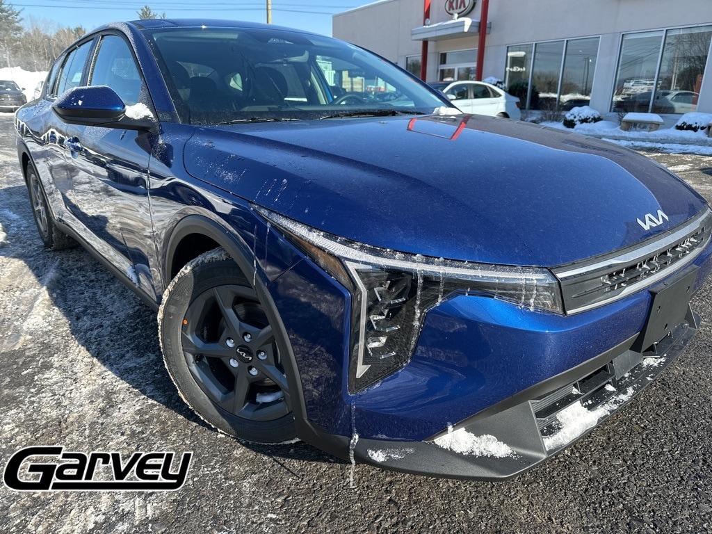 New 2025 Kia K4 LXS Sedan