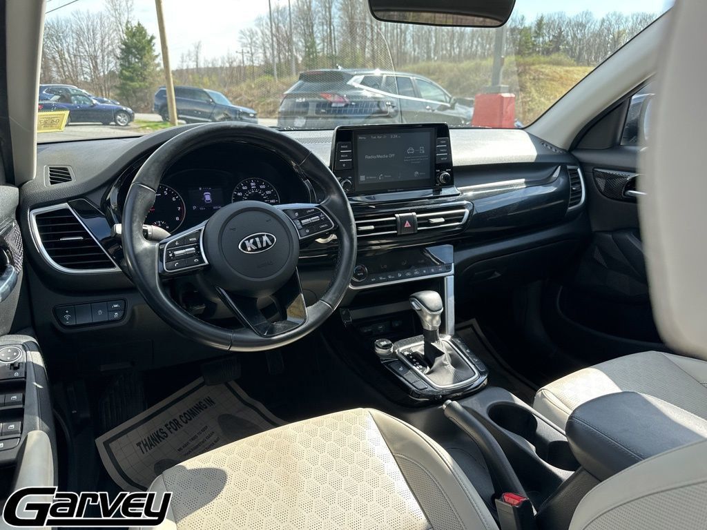 2021 Kia Seltos EX - Photo 11