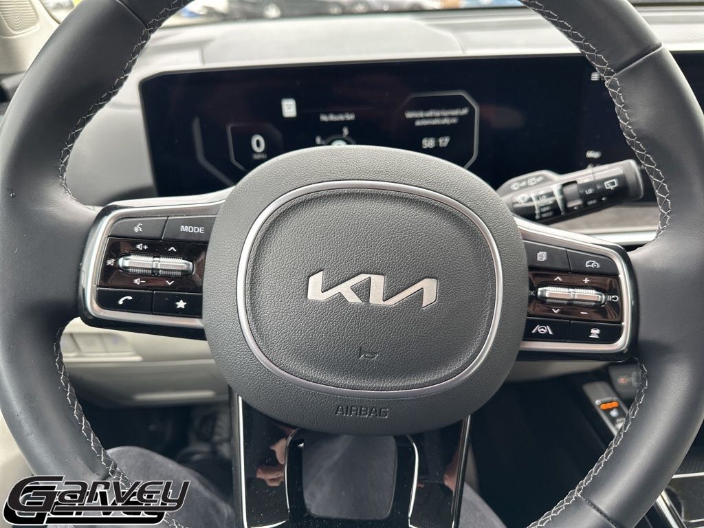 2025 Kia Sorento X-Line SX - Photo 14