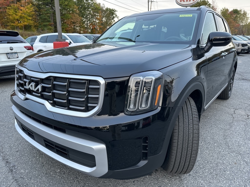 New 2025 Kia Telluride S SUV