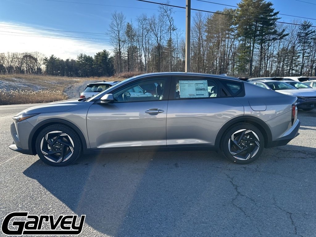 New 2025 Kia K4 EX Sedan