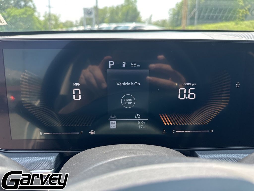 2025 Kia K5 LXS - Photo 15